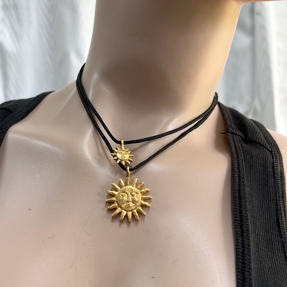The Limited Jewelry - The Limited Soleil Necklace 5/$25